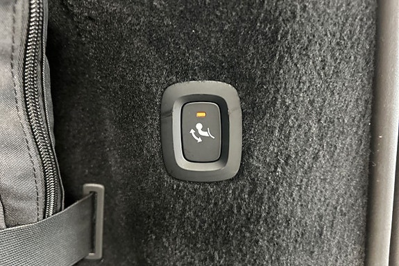 Volvo V90 21 of 29