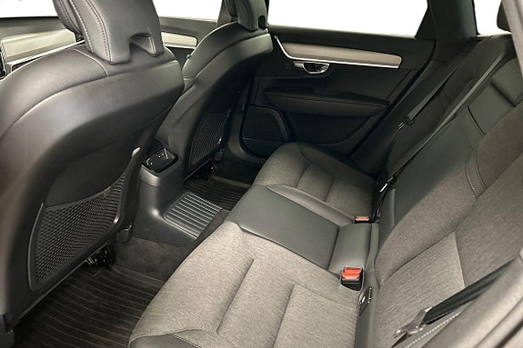 Volvo V90 17 of 29