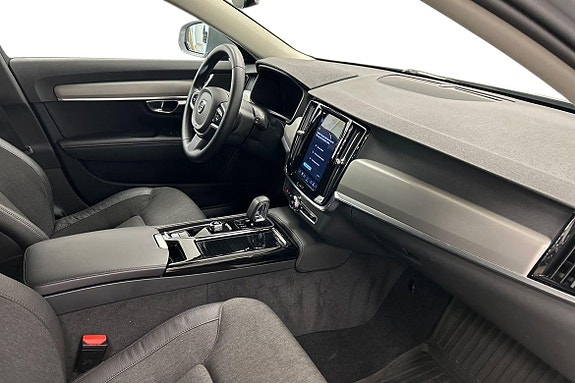 Volvo V90 16 of 29