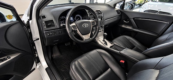 Toyota Avensis 13 of 20