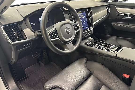 Volvo V90 8 of 19