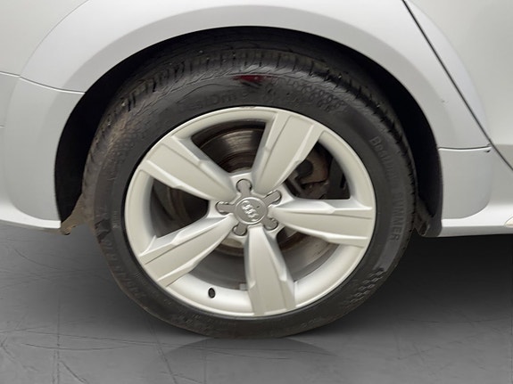 Audi A4 allroad 26 of 27
