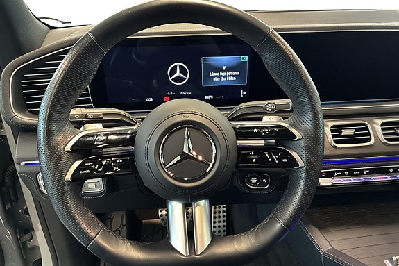 Mercedes-Benz GLS580 21 of 30