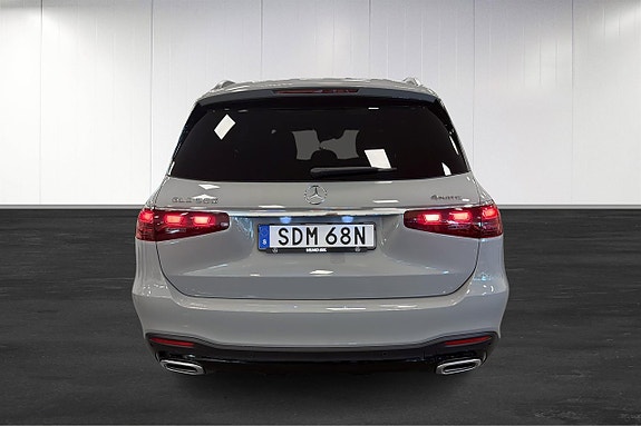 Mercedes-Benz GLS580 13 of 20