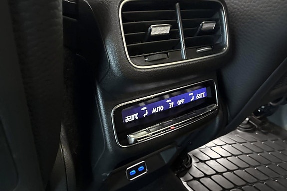 Mercedes-Benz GLS580 19 of 30