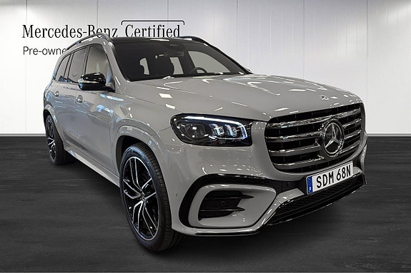 Mercedes-Benz GLS580 2 of 20