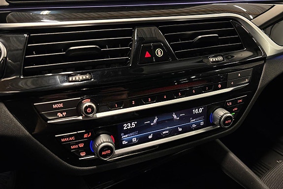BMW 520d 24 of 29
