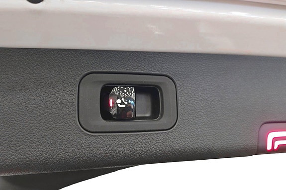Mercedes-Benz E300 de 15 of 15