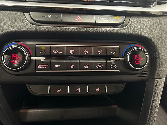 Kia Ceed 15 of 17