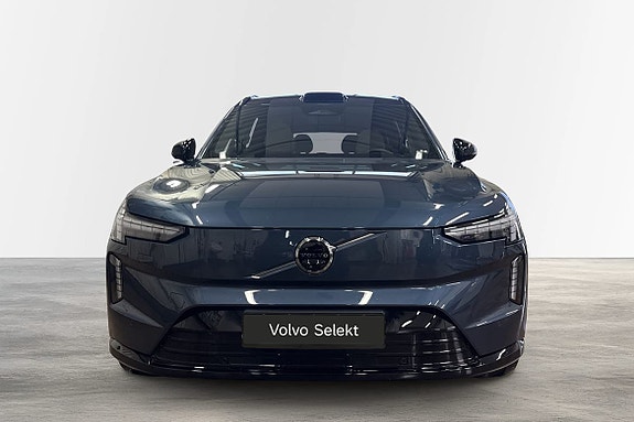 Volvo EX90 9 of 30