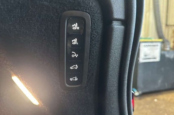 Volvo EX90 22 of 30