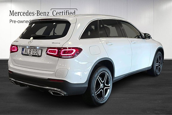 Mercedes-Benz GLC300 e 3 of 17