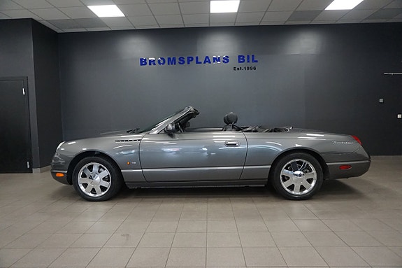Ford Thunderbird