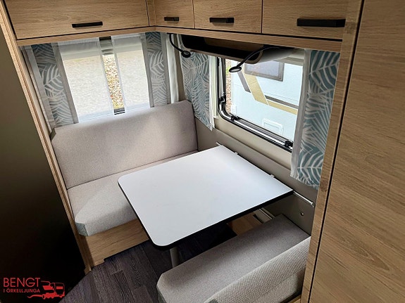 Weinsberg CaraOne 390 QD | AC bodel | KAMPANJ 11 of 21