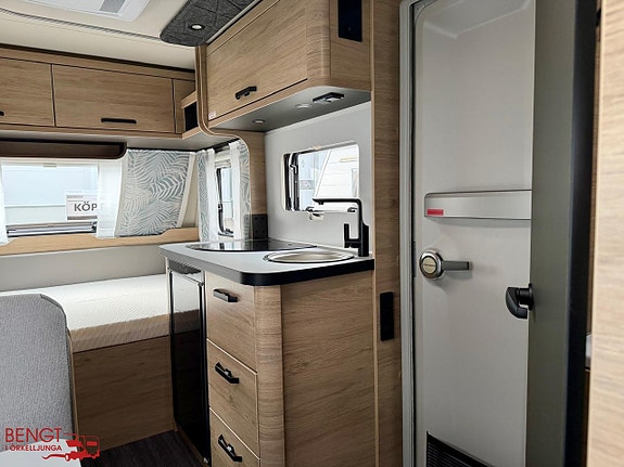 Weinsberg CaraOne 390 QD | AC bodel | KAMPANJ 19 of 21