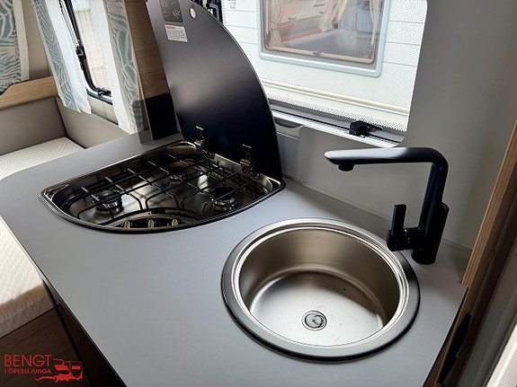 Weinsberg CaraOne 390 QD | AC bodel | KAMPANJ 14 of 21