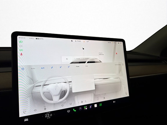 Tesla Model Y 22 of 30