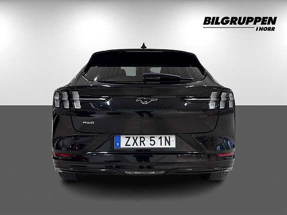 Ford Mustang Mach-E 6 of 17