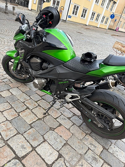 Kawasaki Z800 2 of 3