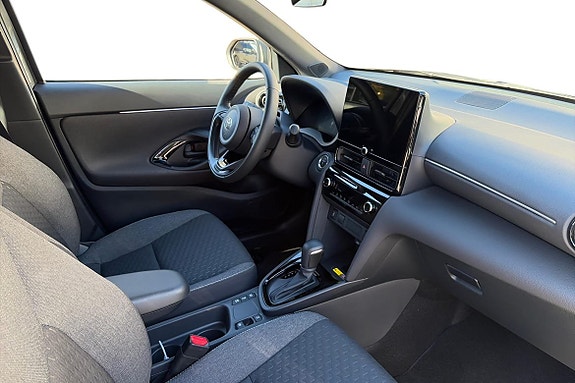Toyota Yaris Cross 7 of 16