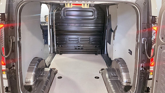 Kia PV5 12 of 12