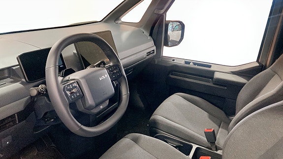 Kia PV5 8 of 12