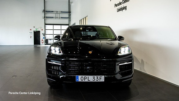 Porsche Cayenne Coupe 2 of 26