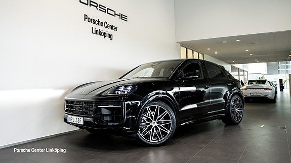 Porsche Cayenne Coupe 7 of 26