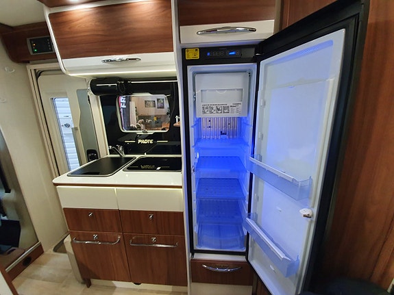 Pilote P600 Essentiel  3500Kg  / Under 6meter 12 of 15