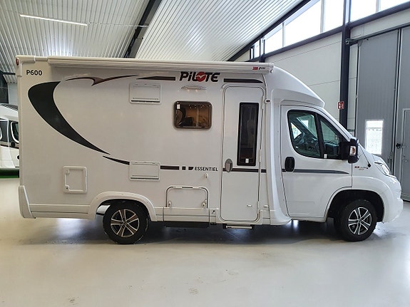Pilote P600 Essentiel  3500Kg  / Under 6meter 6 of 15