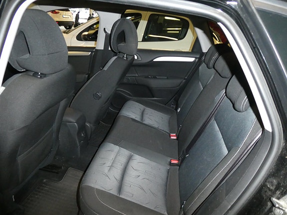 Citroen C4 4 of 7