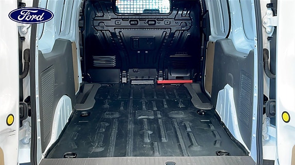 Ford Transit Connect 10 of 12