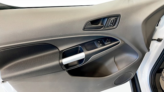 Ford Transit Connect 11 of 12