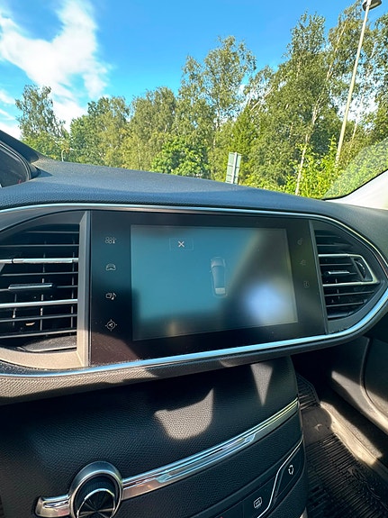 Peugeot 308 12 of 17