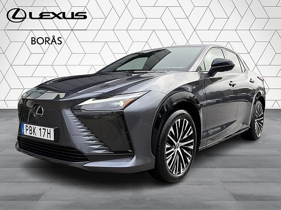 Lexus RZ450e