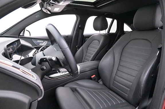 Mercedes-Benz EQC400 10 of 27