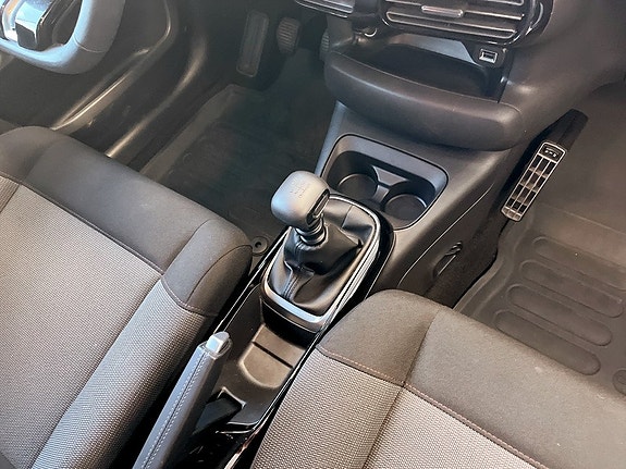 Citroen C4 Cactus 10 of 15