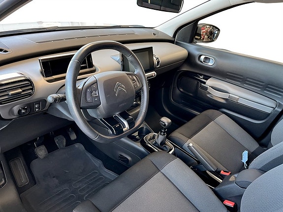 Citroen C4 Cactus 4 of 15