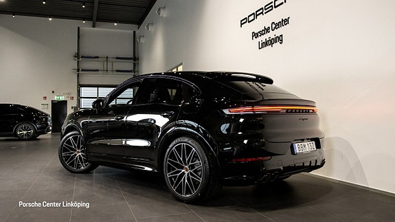 Porsche Cayenne Coupe 5 of 24