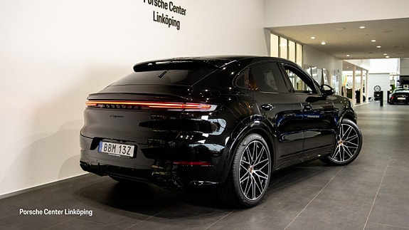 Porsche Cayenne Coupe 8 of 24