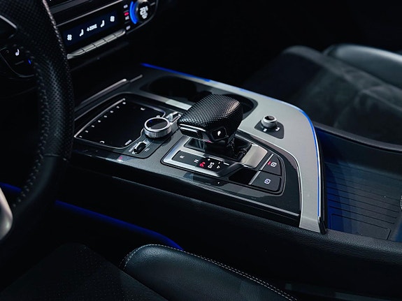 Audi Q7 14 of 28