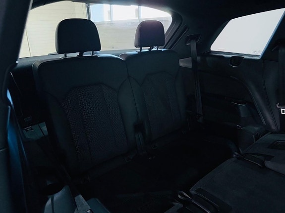 Audi Q7 10 of 28