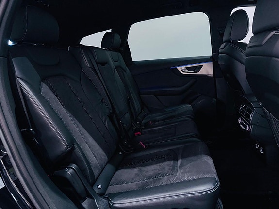 Audi Q7 8 of 28