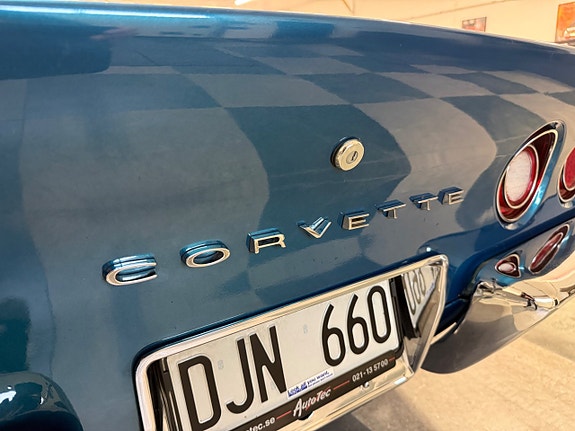 Chevrolet Corvette 24 of 30