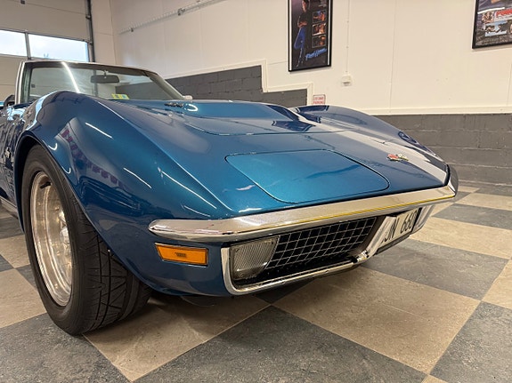 Chevrolet Corvette 21 of 30