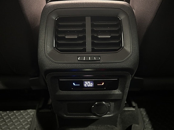 Volkswagen Tiguan 13 of 22