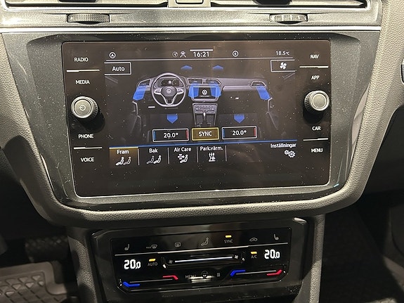 Volkswagen Tiguan 19 of 22