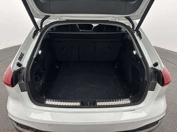 Audi A5 9 of 12