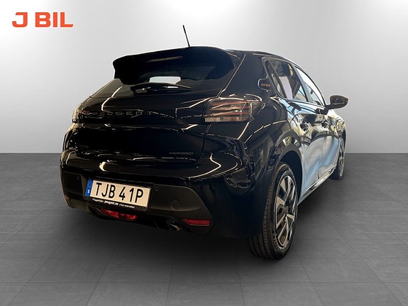 Peugeot 208 3 of 19