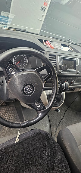 Volkswagen Transporter 4 of 5